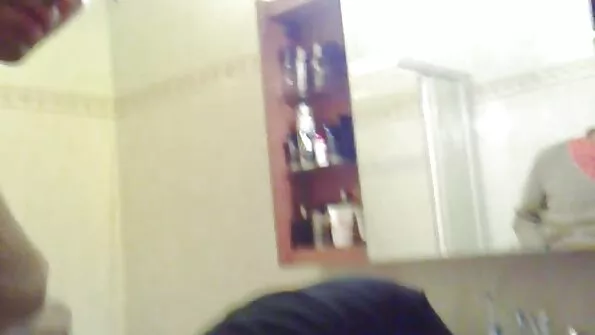 Младите момичета след нежни ласки завършват само klip porno с вагинален фистинг.